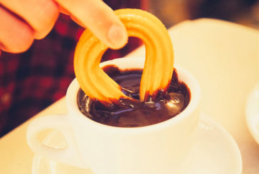 Churros com chocolate em Madrid: conheça a Chocolatería San Ginés