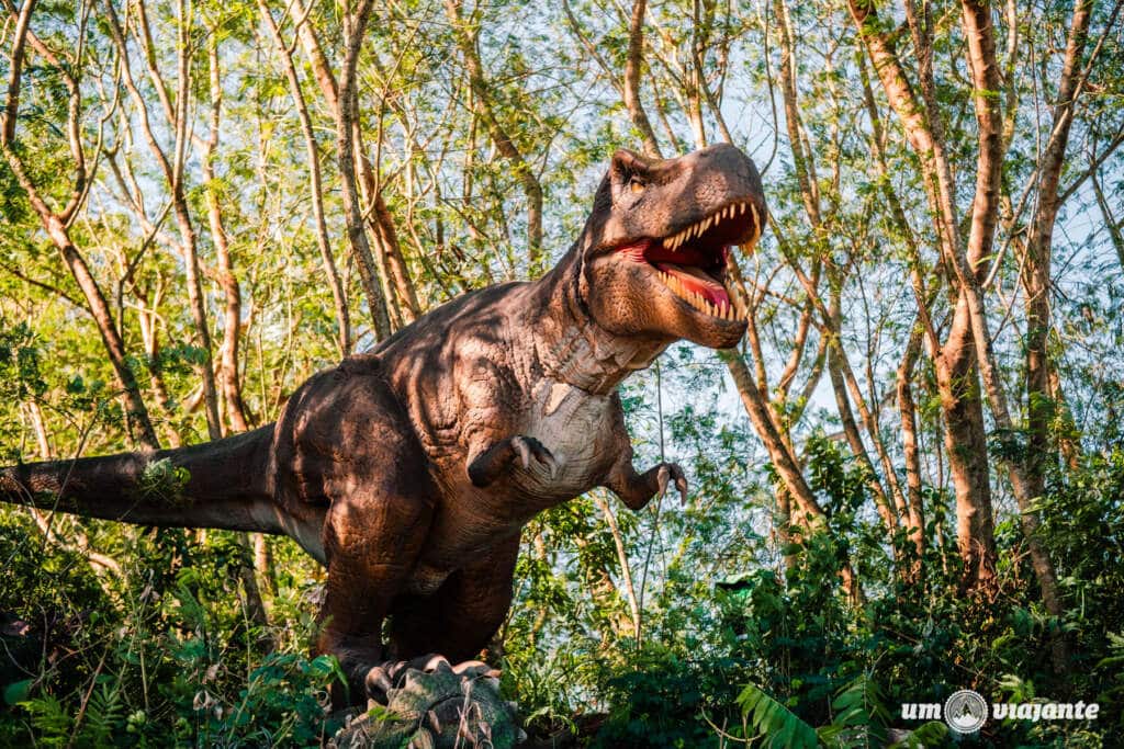 Parque dos Dinossauros Foz do Iguaçu: vale a pena?